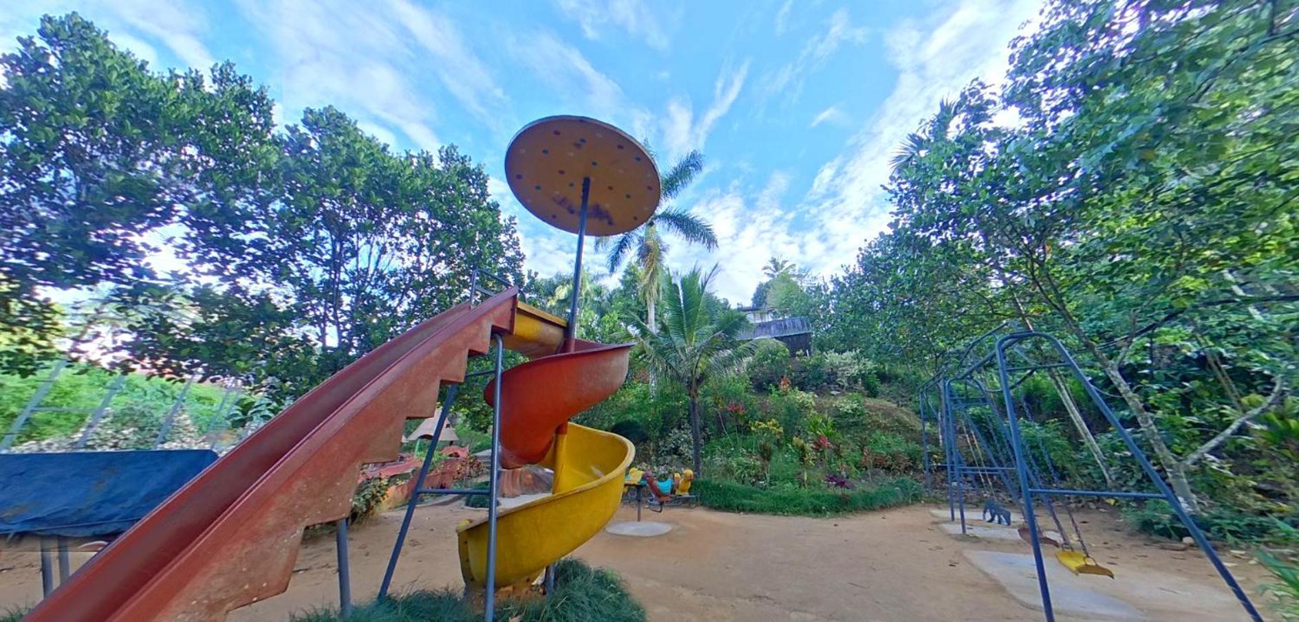 Wayanad Royal Stream Bed & Breakfast Kalpatta Exterior foto