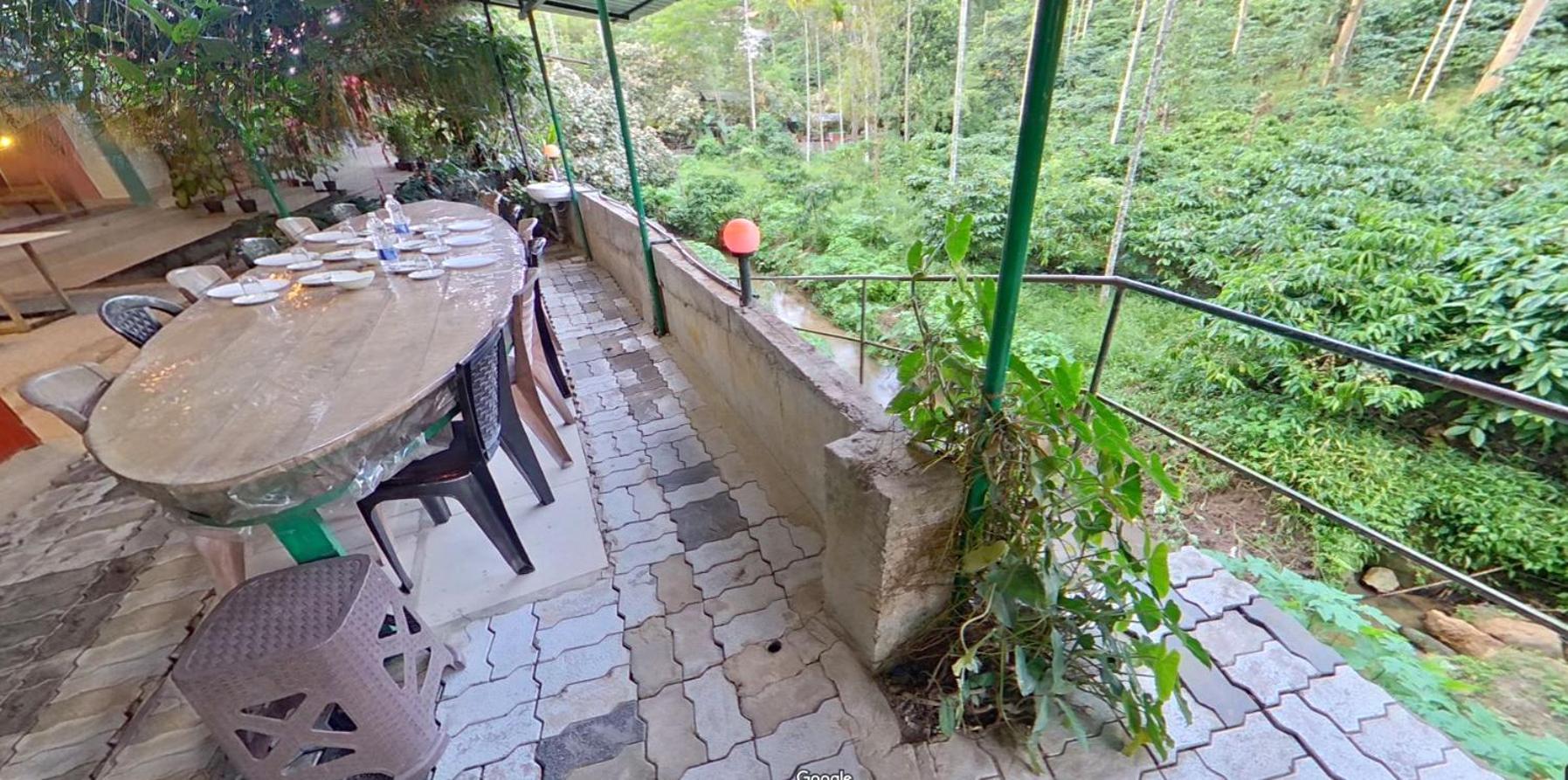 Wayanad Royal Stream Bed & Breakfast Kalpatta Exterior foto
