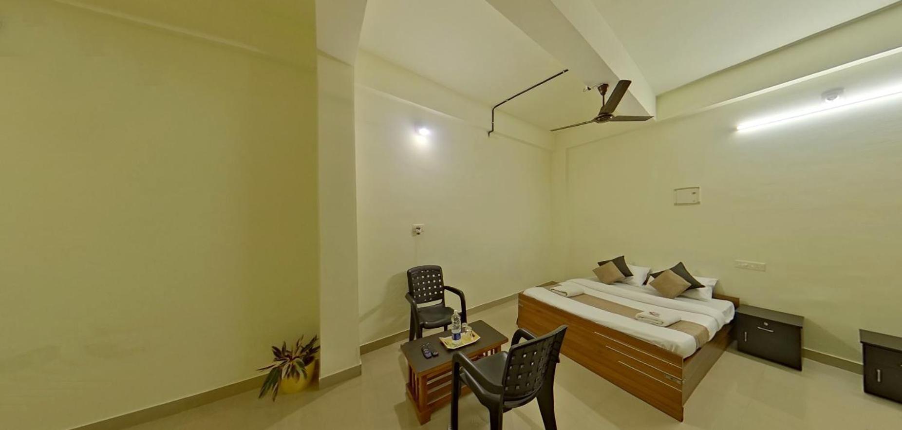 Wayanad Royal Stream Bed & Breakfast Kalpatta Exterior foto