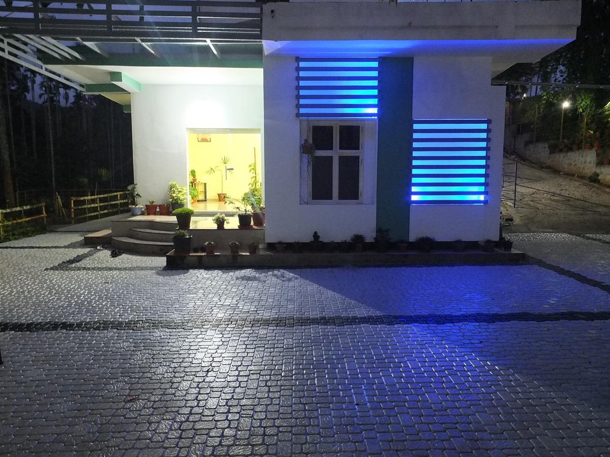 Wayanad Royal Stream Bed & Breakfast Kalpatta Exterior foto